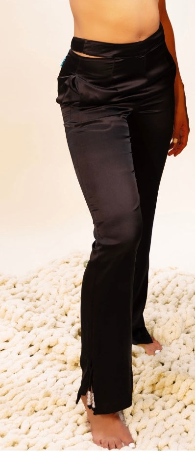 Preorder - The Valery trousers